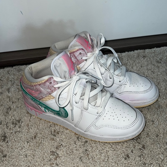Nike Shoes Nike 22 Air Jordan 1 Mid Se Gs Ice Cream Shoes Size 3 12